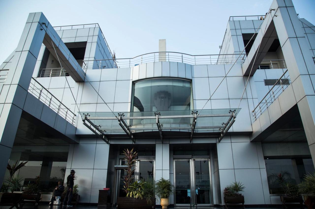 Hotel Akbars Kinara Sialkot Exterior photo