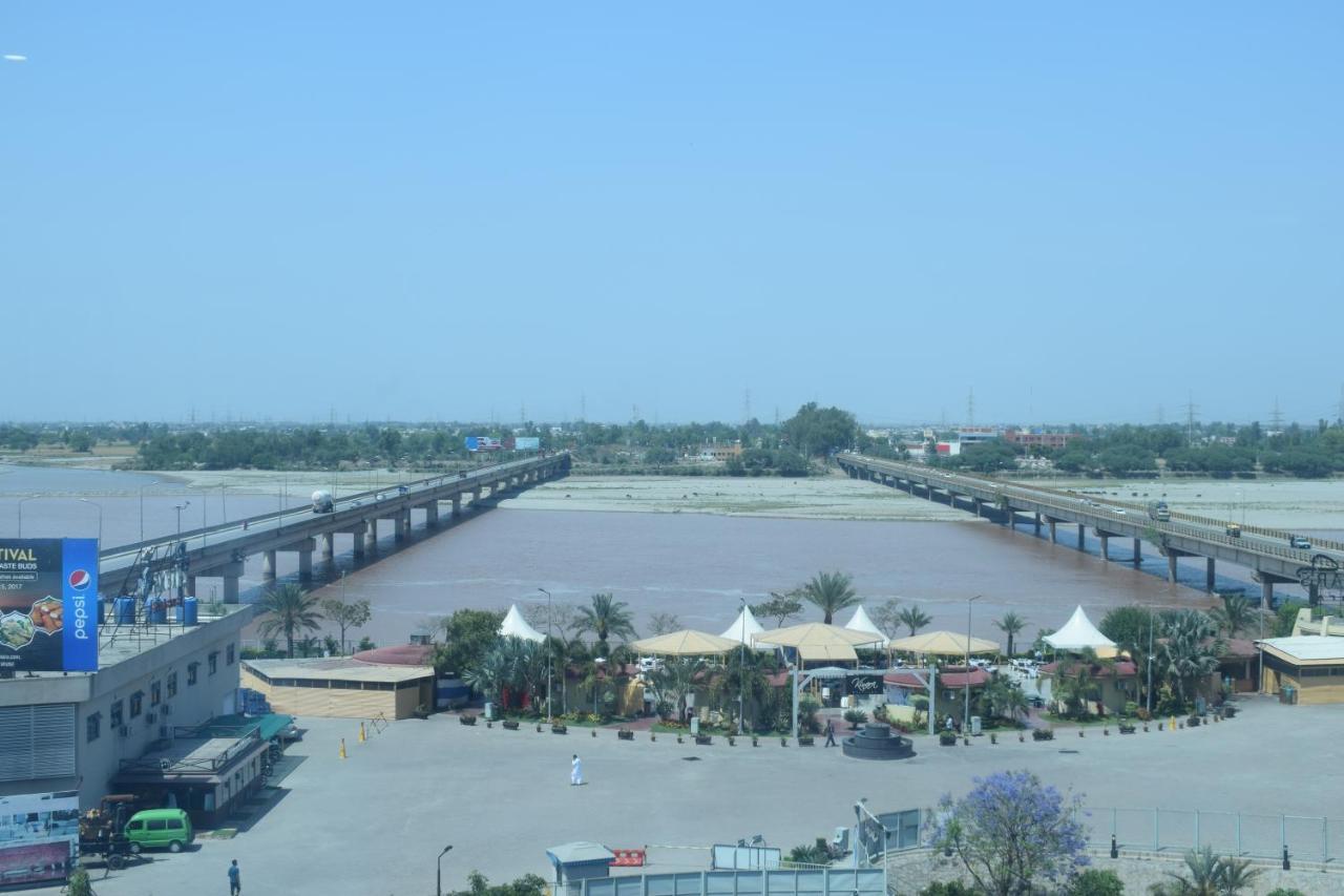 Hotel Akbars Kinara Sialkot Exterior photo